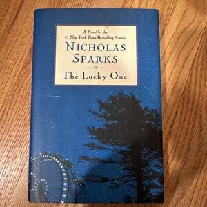 The Lucky One by Nicholas Sparks Hardcover